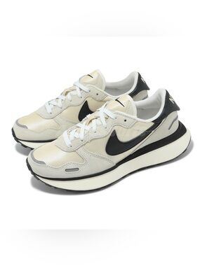 Nike Women's Phoenix Waffles Sneakers Summit White/Sandrift
